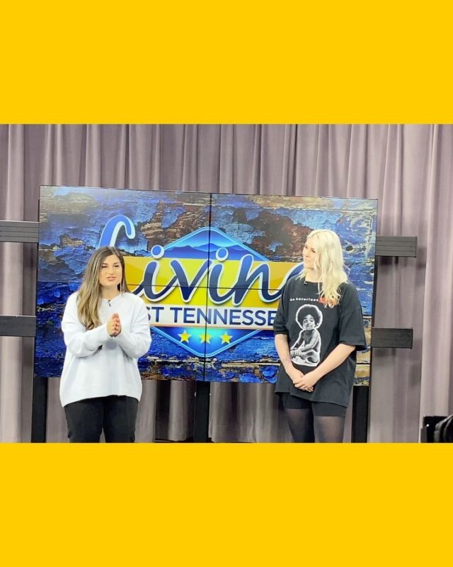 Recently, Lox had the pleasure of appearing on @livingetn @wate6onyourside to discuss some of the trends we expect to see in 2023 as well as share a little bit about our company. 

Stylist and educator @_hairbycori_ demonstrated hair tinsel on our Director of Operations @t.melloy and clued viewers in on trends to watch in the year to come. (Although the true stars of the show were a bird from @zooknoxville and an adorable puppy up for adoption 💚)

Head to the link in our bio to view the full segment. 💫

#loxsalon
#iheartlox
#2023trends 
#beautytrends
#knoxvillesalon
#knoxvillehair