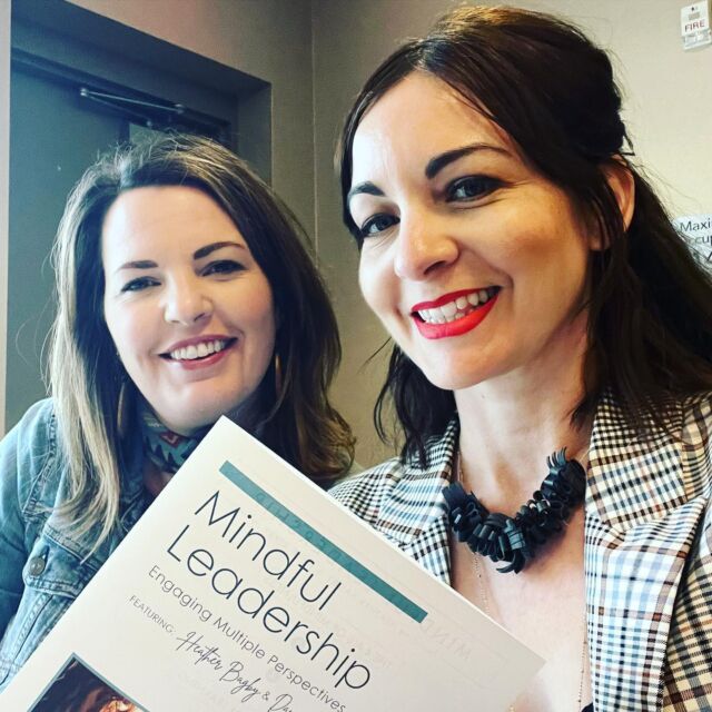How to be Mindful Leaders training today with @summitsalon 

Just in time for our PDMs with our salon company team🙌🏻

#mindfulness #leadership #professionaldevelopment #teammentality