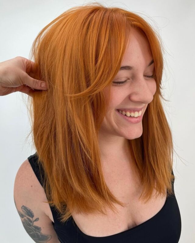 All smiles over this gorgeous transformation from @_hairbycori_ 🧡

You can book with us using the Book Now button on our Instagram profile for your own personal transformation! 

•
•
•
•

#loxsalon 
#iheartlox 
#hairtransformation 
#knoxvillehair 
#knoxvillehairsalon